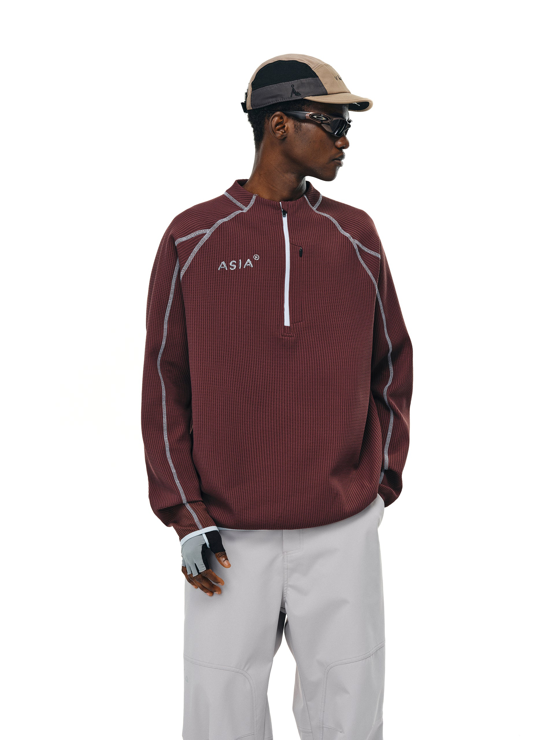 Contrast 1/2 Zip Long-T ARC™